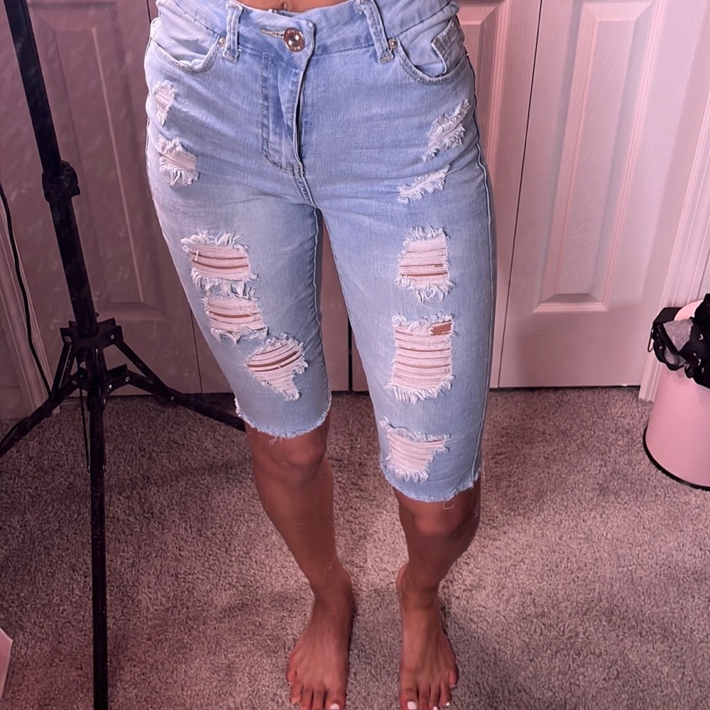 High waisted capris
